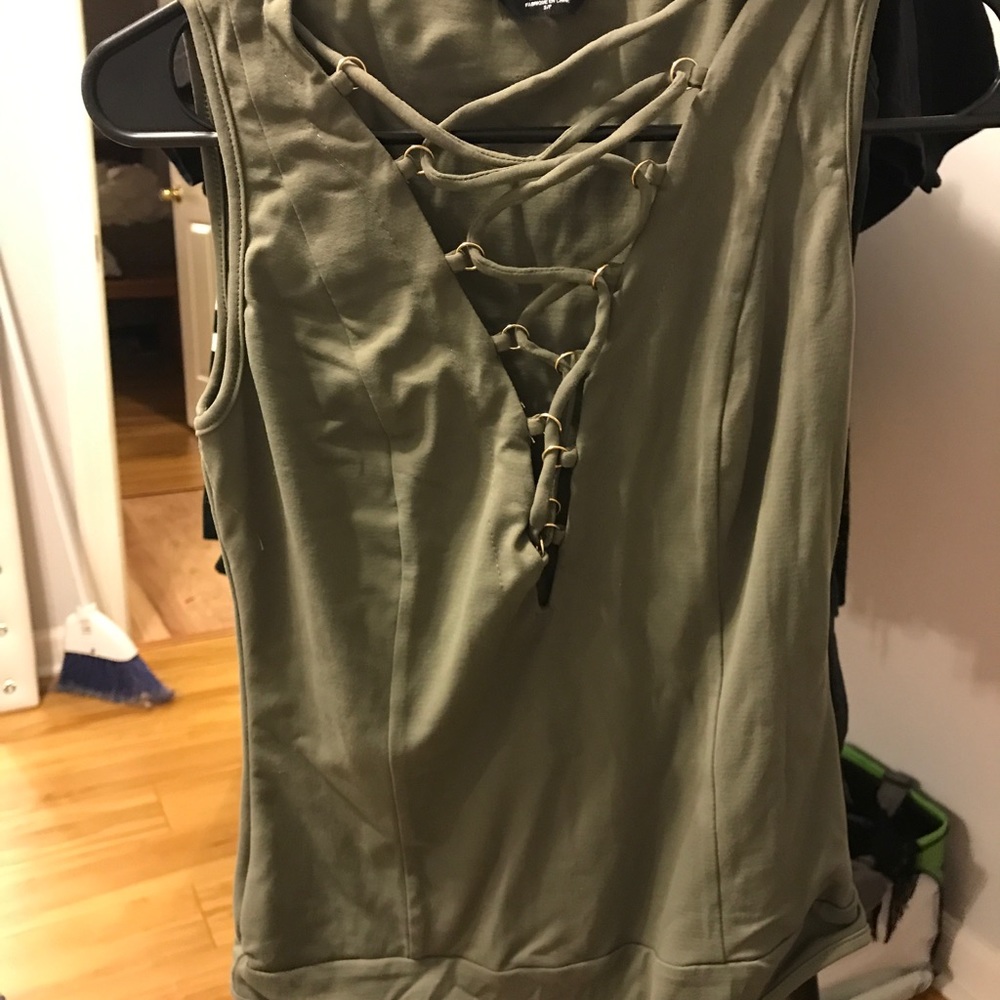 Bebe green size small